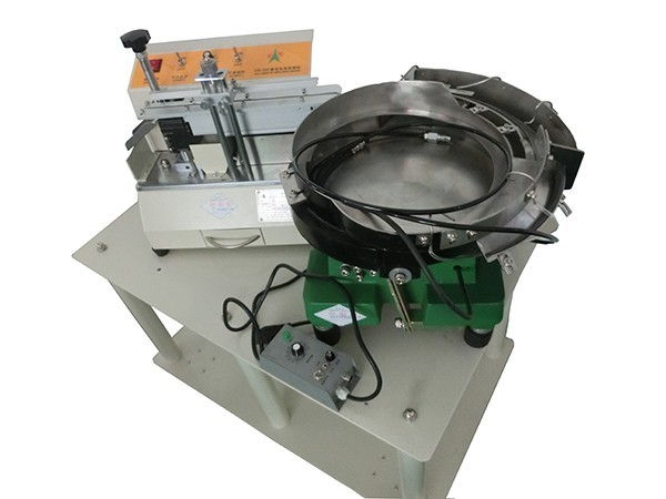 自動散裝LED剪腳機(jī) 自動散裝LED剪腳機(jī)