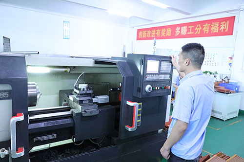 桌面型自動點膠機加工