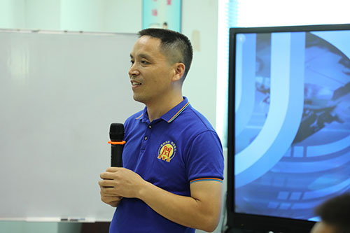 深圳三軸點膠機廠家