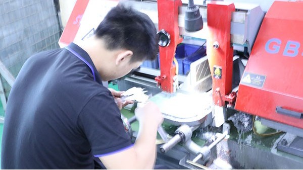 ab膠點(diǎn)膠機(jī)東莞-廠家怎么找