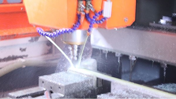 控制器自動(dòng)點(diǎn)膠機(jī)