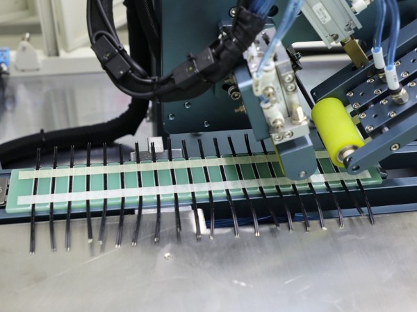 CR-494裁線剝線浸錫排板機 CR-494裁線剝線浸錫排板機