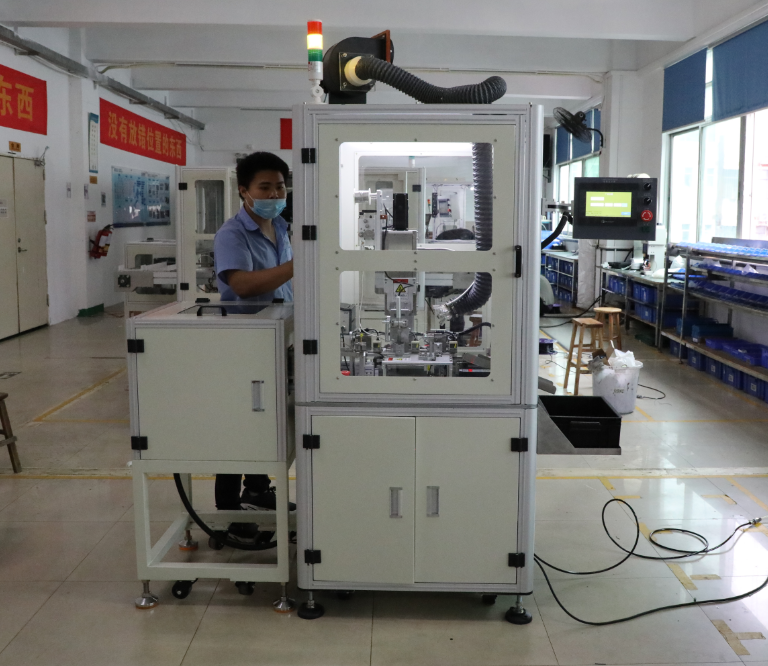 全自動(dòng)焊錫機(jī)個(gè)性定制