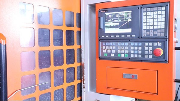 青島自動(dòng)點(diǎn)膠機(jī)廠(chǎng)家